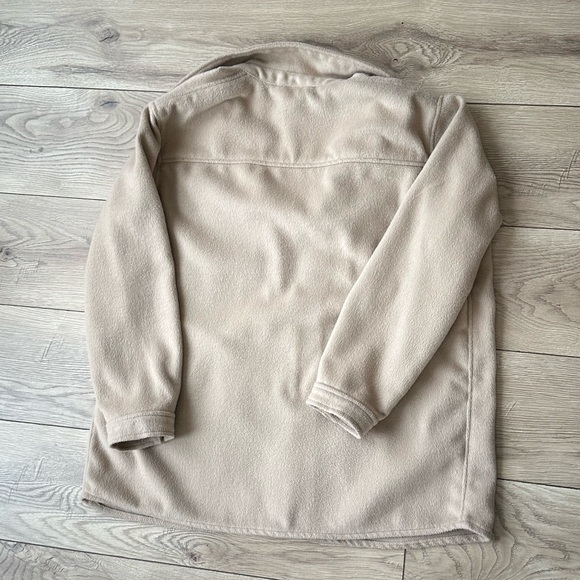 H&M Shacket - Picture 2 of 3